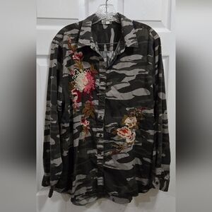 Camouflage Floral Embroidered Button-Up Shirt, Size XL